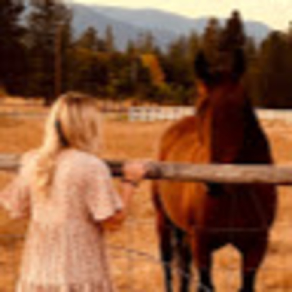 Meet your Posher, Anabeth